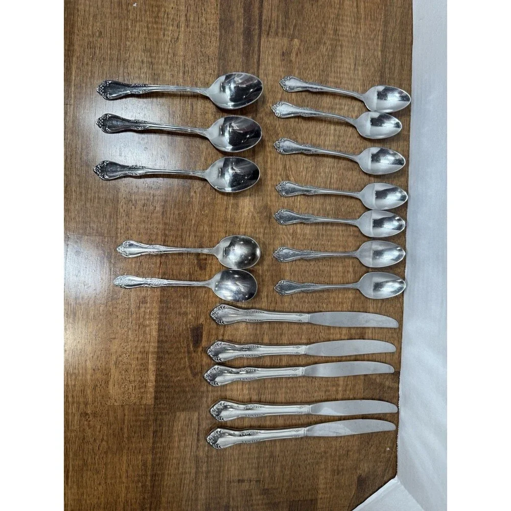 Mansfield (Stainless) By Oneida Silver Lot Of 17, Flower Print, Vintage Flatware